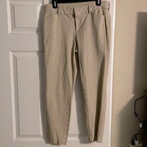 Khaki Old Navy pixie ankle business pants size 10